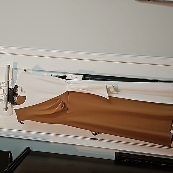 CK- Two Tone Dress - Picture 2 of 4